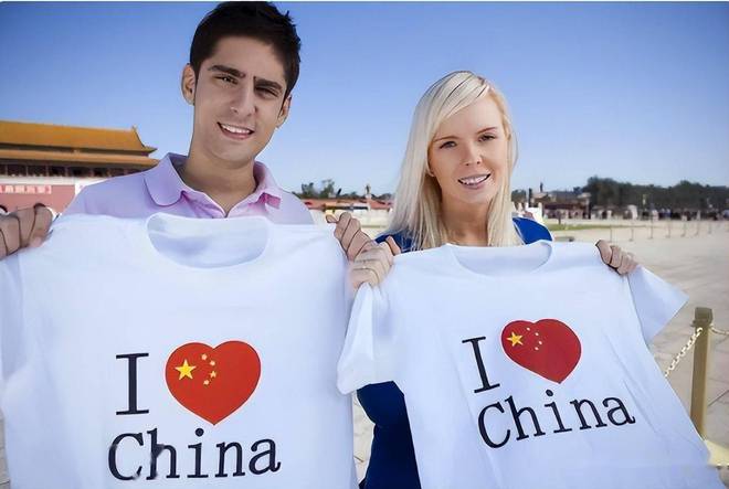 国人眼中的中国魅力期待有更多的交流龙8国际唯一网站文化的多元赞歌！美(图4)